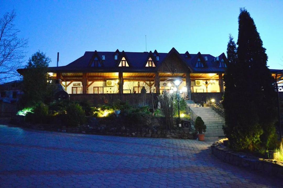 Casa Boiereasca Hotel Iasi Exterior photo